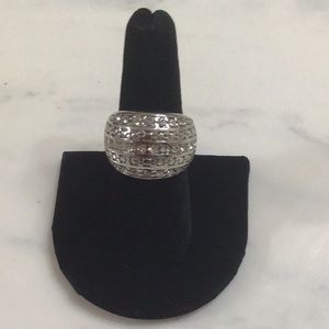 Vintage clear rhinestone ring